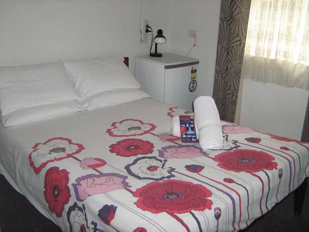 Kookaburra Inn Μπρίσμπεϊν Δωμάτιο φωτογραφία